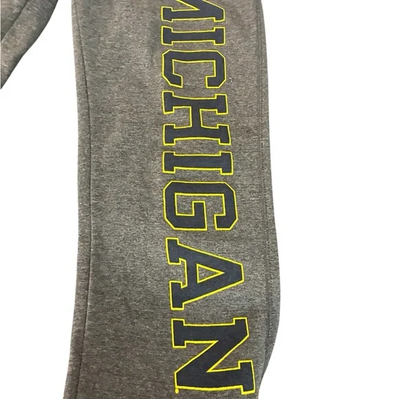 Champion gray Sweatpants with Michigan Print - Picture 2 of 3